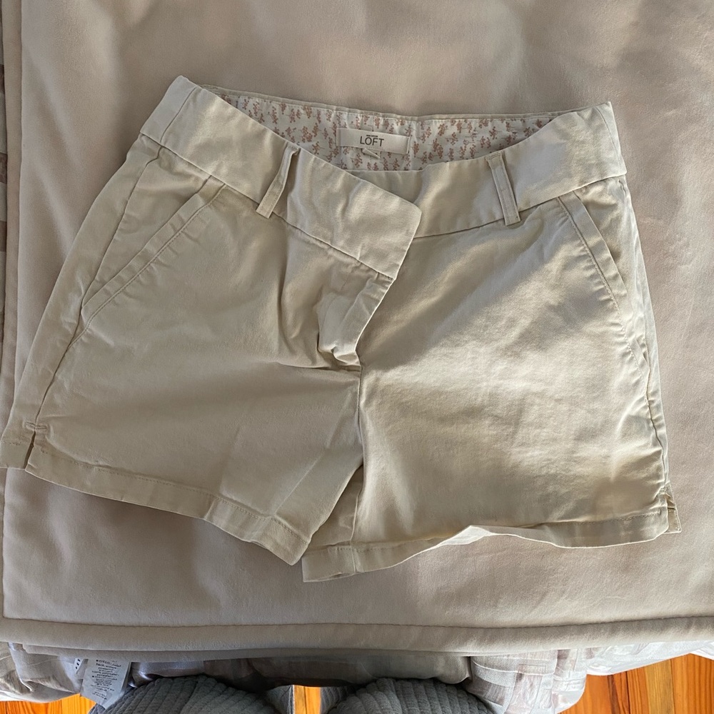 LOFT Chino Short